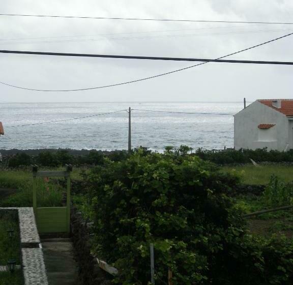 פנסיון Alojamentos Flores Island