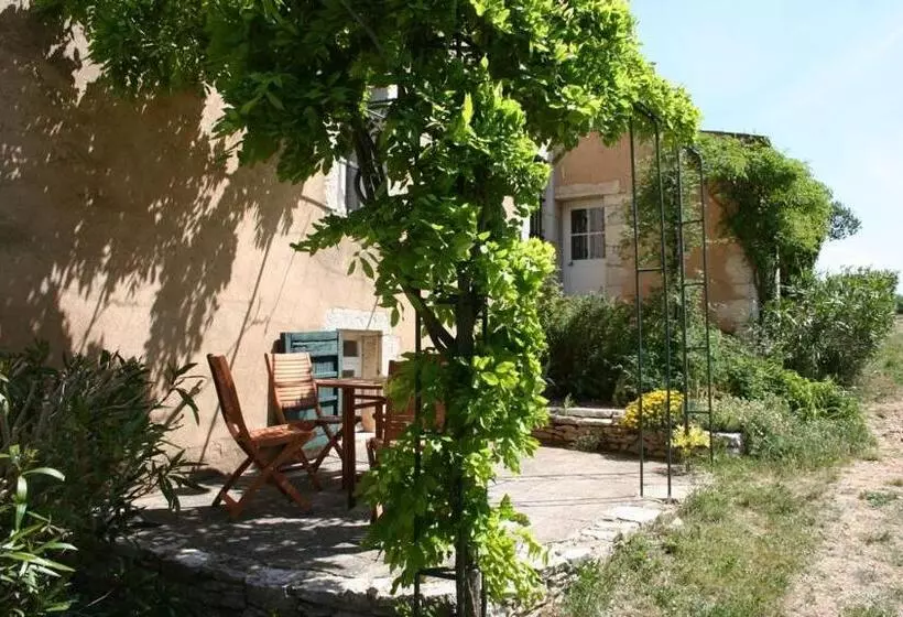 Majatalo Domaine De La Blaque   B&b