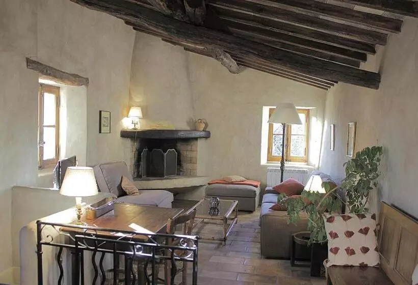 Majatalo Domaine De La Blaque   B&b