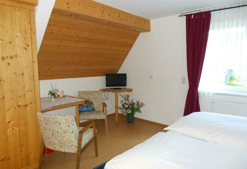 ペンション Jägerhof Kropfmühle