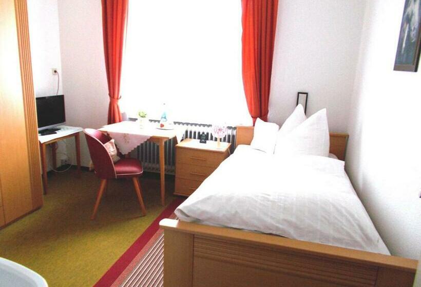 ペンション Jägerhof Kropfmühle