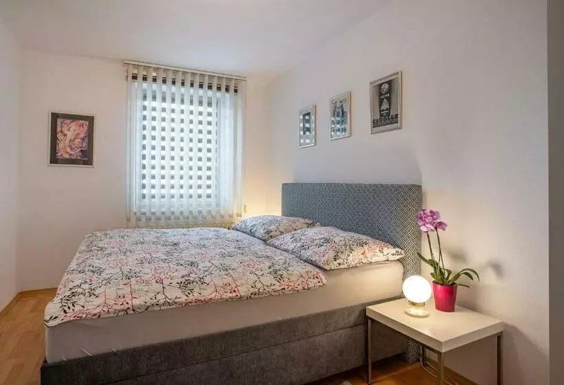 Majatalo Penzion Eva Krnov