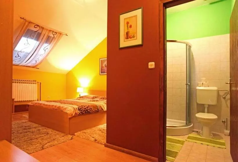 Majatalo Rooms With A Parking Space Osijek, Slavonija   15994