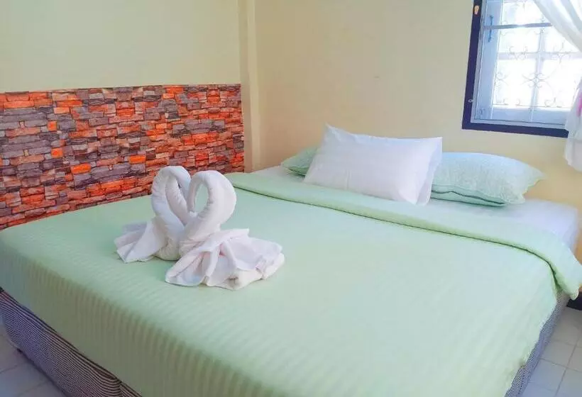 پانسیون Wandee Resort Bankrut