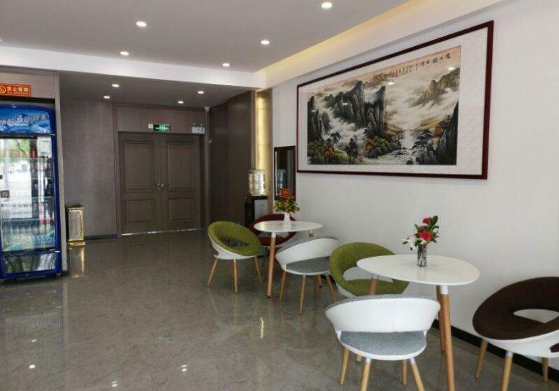 酒店 7days Premium Yinchuan High Speed Railway Station Train Station Branch