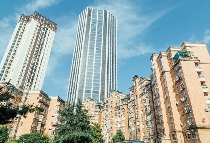 Hotel [roader] Wuhan Jianghan District, Xinhua Road