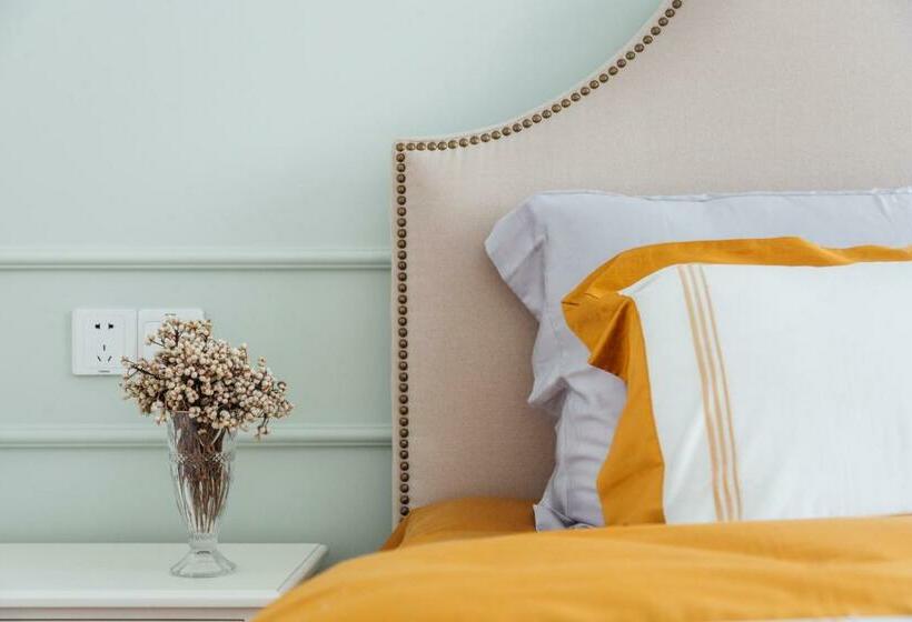 Hotel [roader] Wuhan Jianghan District, Xinhua Road