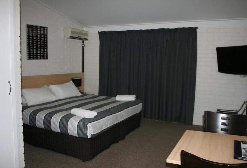 فندق على الطريق The Plains Motor Inn