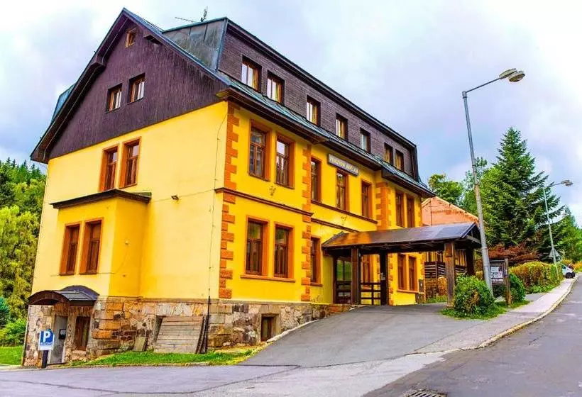 Majatalo Penzion Adélka Janské Lázně