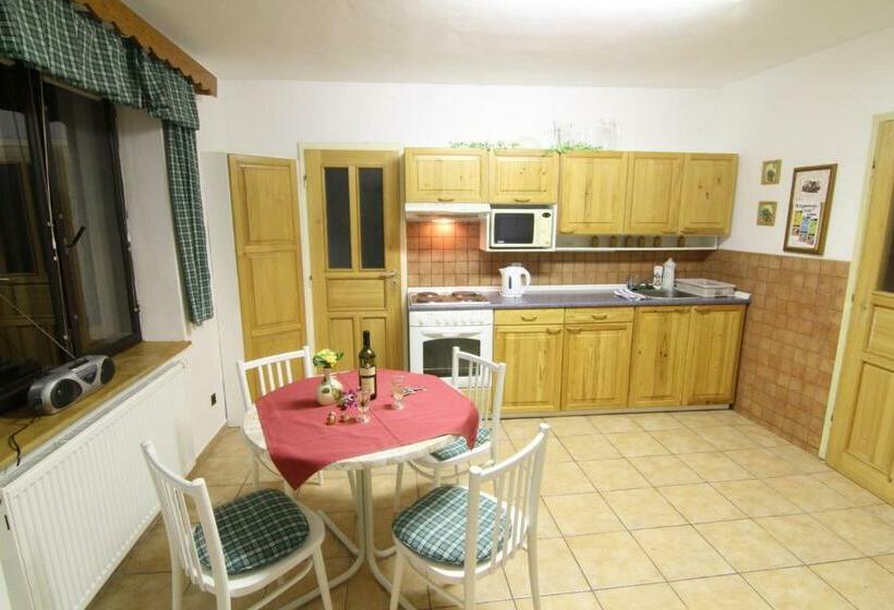 Panzió Penzion Na Kopečku