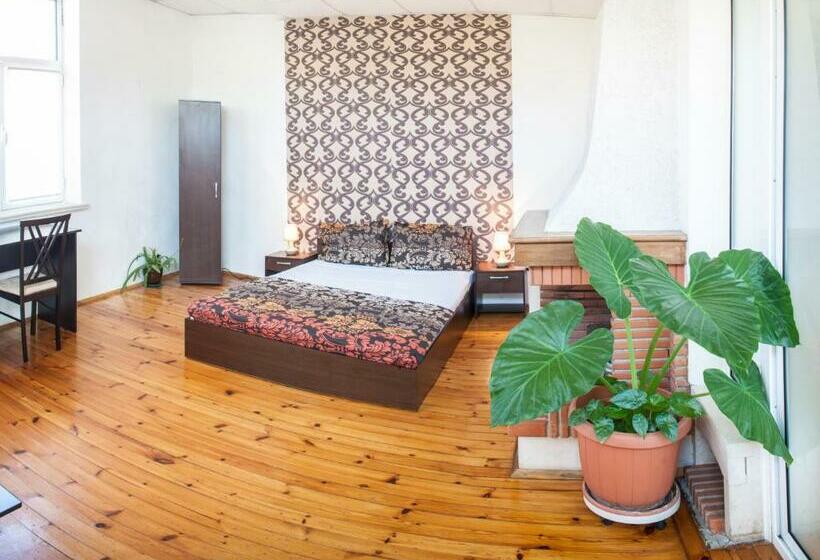 Pension Sofia Central Guest Rooms