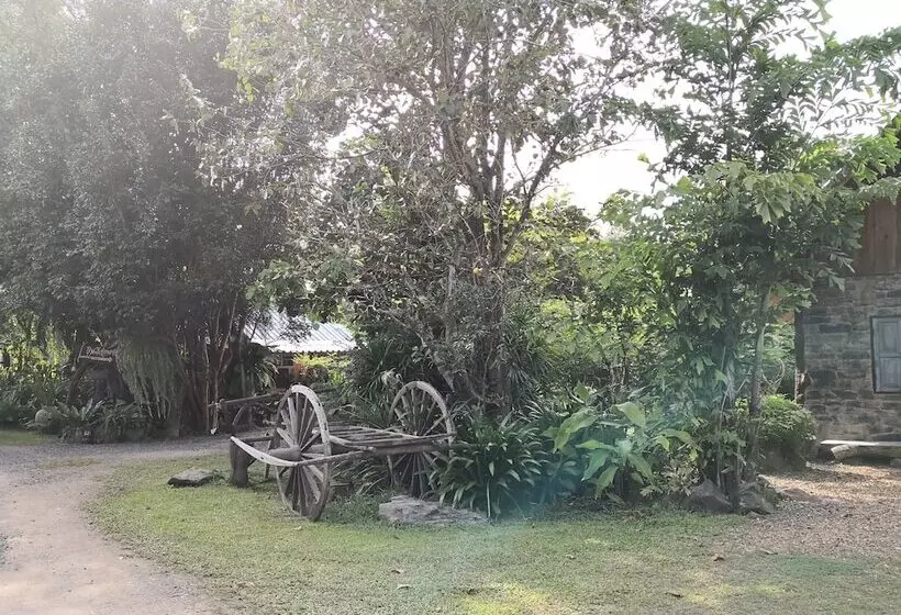 ホテル Baan Ingsuan