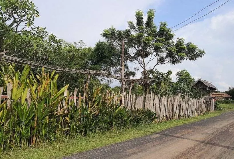 ホテル Baan Ingsuan