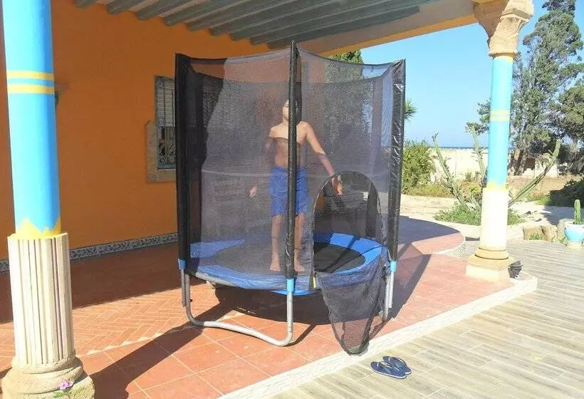 هتل Ben's House