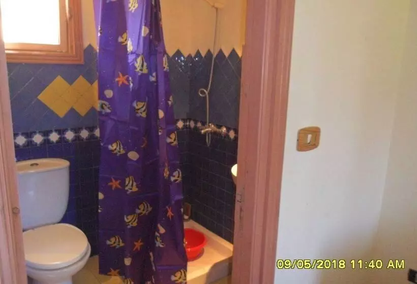 هتل Ben's House