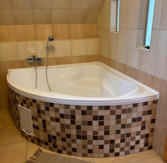 膳宿费 Centrum Vendégház