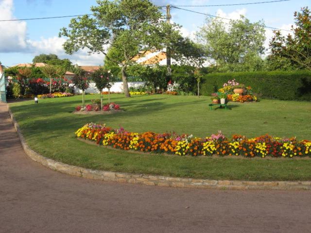 ペンション Chez Bernadou