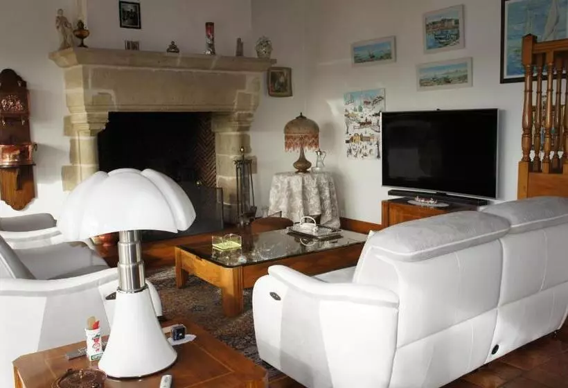 Majatalo Chez Bernadou