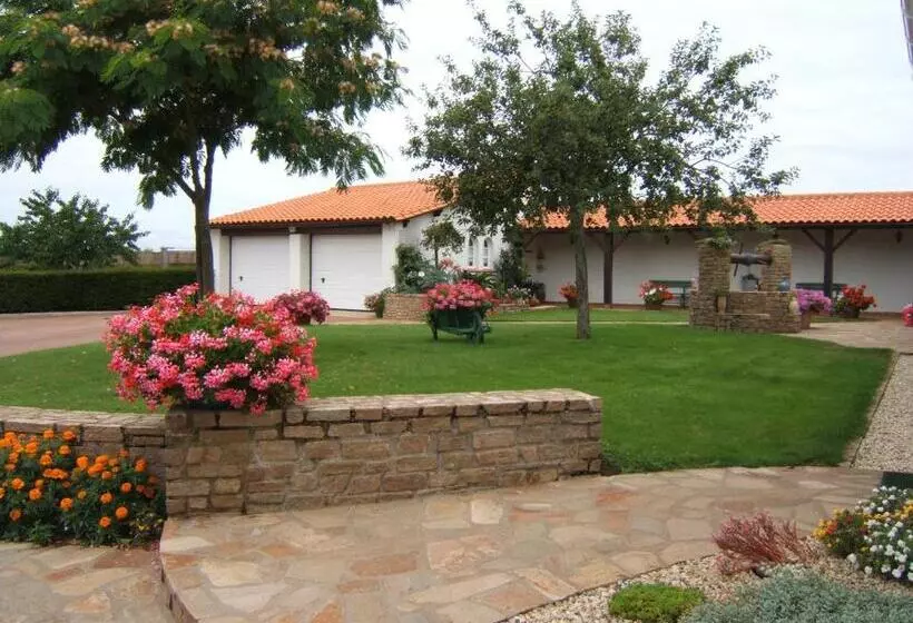 Majatalo Chez Bernadou