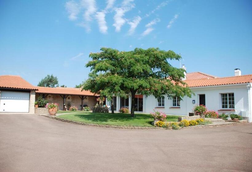 ペンション Chez Bernadou