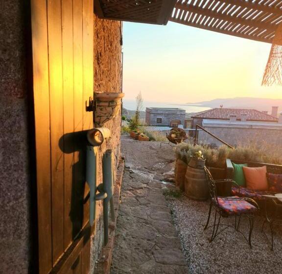 민박 Assos Sunset Boutique