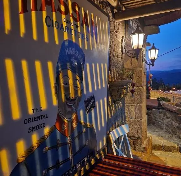 ベッドアンドブレックファースト Assos Sunset Boutique