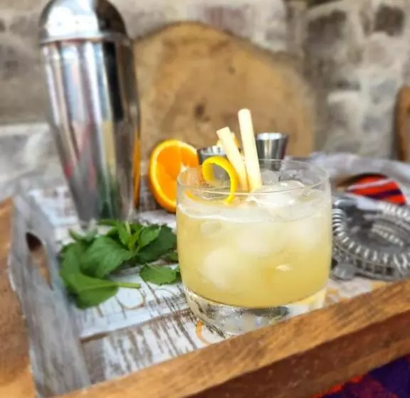 ベッドアンドブレックファースト Assos Sunset Boutique