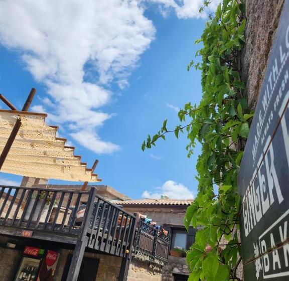 민박 Assos Sunset Boutique