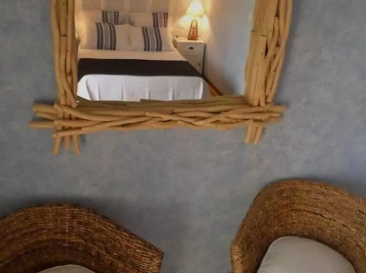 Aamiaismajoitus (B&B) Chambres D Hotes La Rompardais