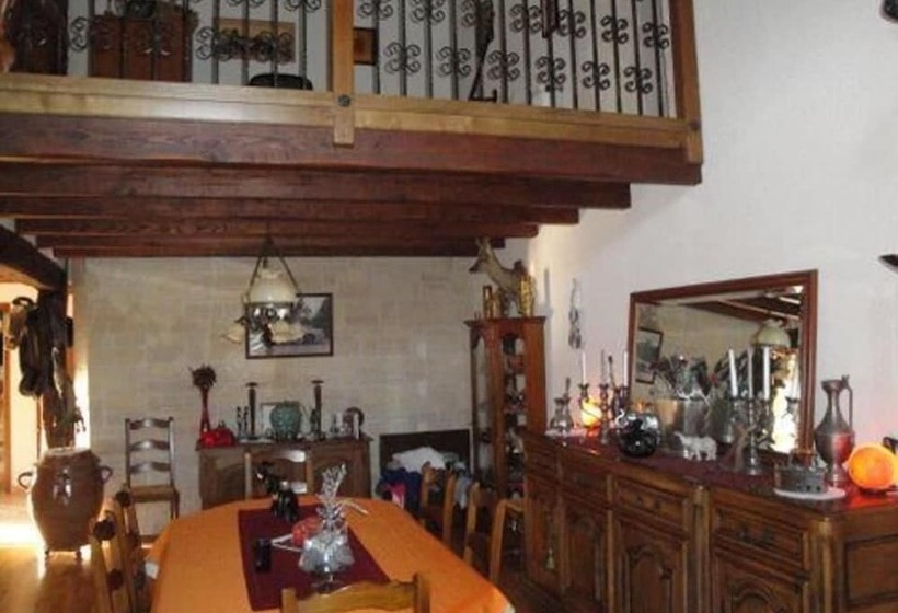 مبيت وإفطار L Ame Ensoleillée   Fleur De Soleil