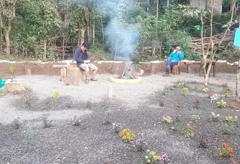 Foret De Vill   Hostel