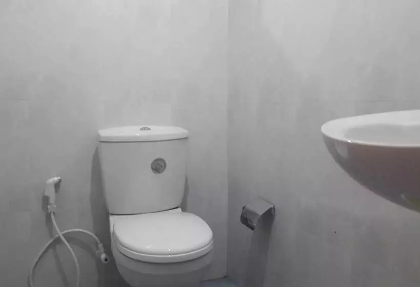 Foret De Vill   Hostel