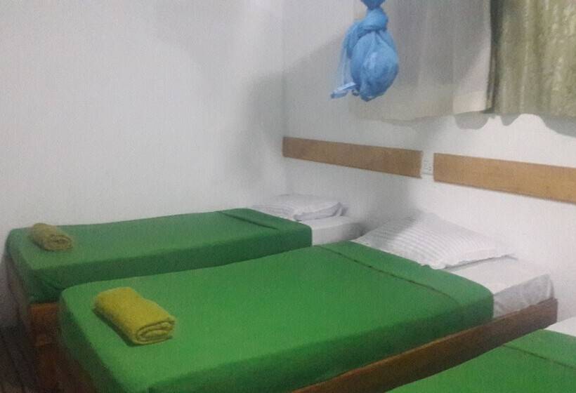 Foret De Vill   Hostel