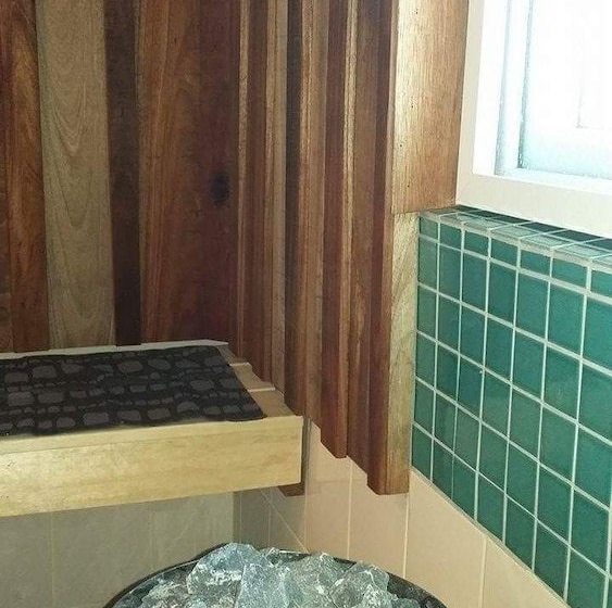 فندق Baan Lee Bungalows