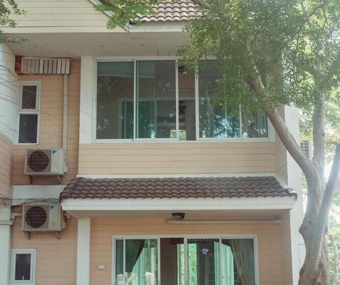 هتل Baan Suan Resort Juree Punsuk