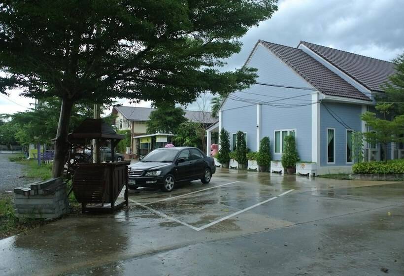 هتل Baan Suan Resort Juree Punsuk