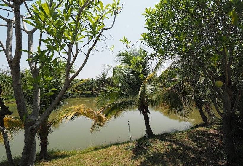 هتل Baan Suan Resort Juree Punsuk