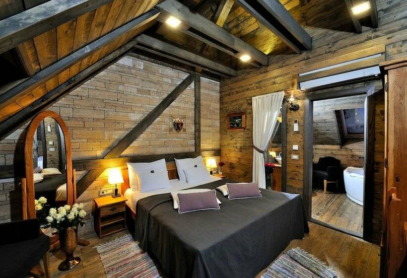 ホテル Ethno Houses Plitvica Selo Deluxe