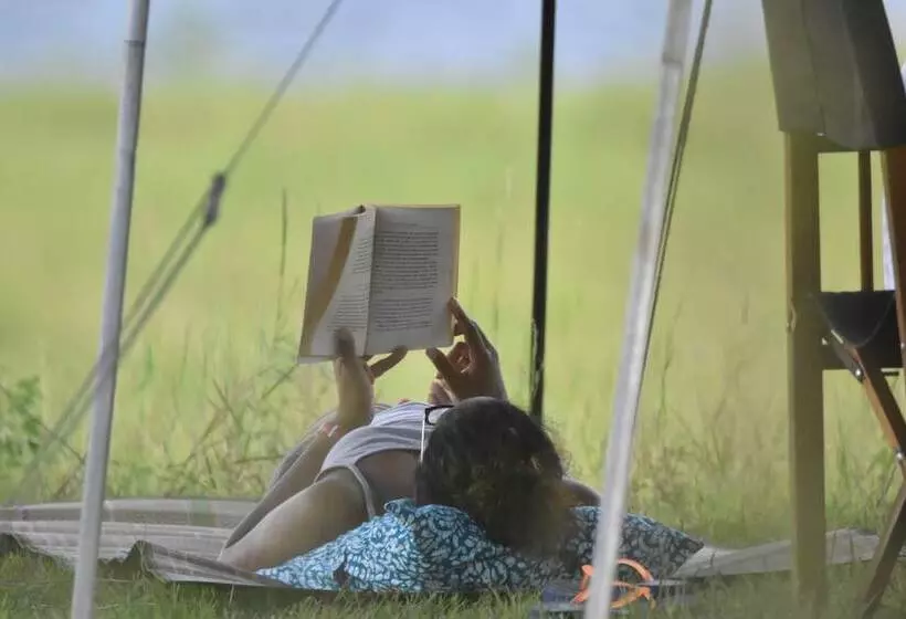 Hotelli Explorer By Eco Team  Maduru Oya National Park