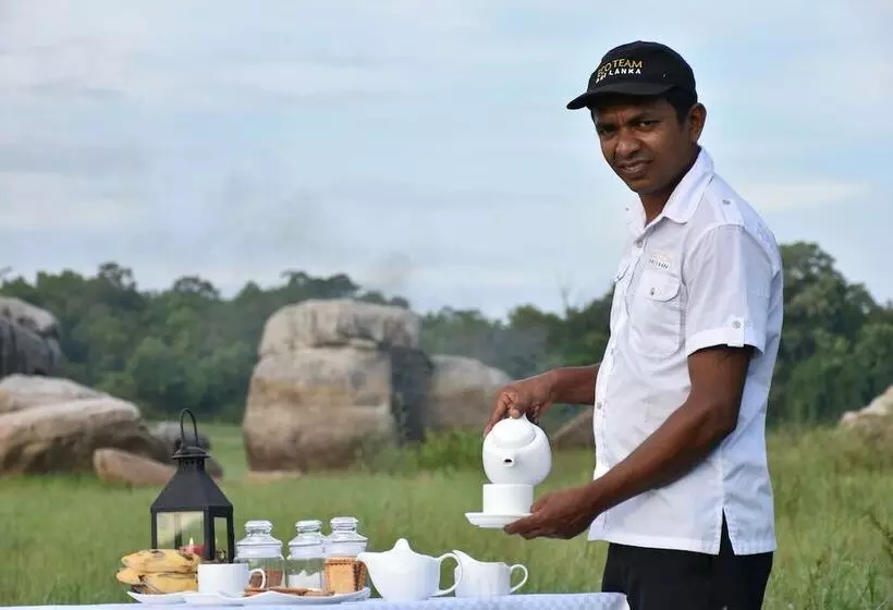 Hotelli Explorer By Eco Team  Maduru Oya National Park