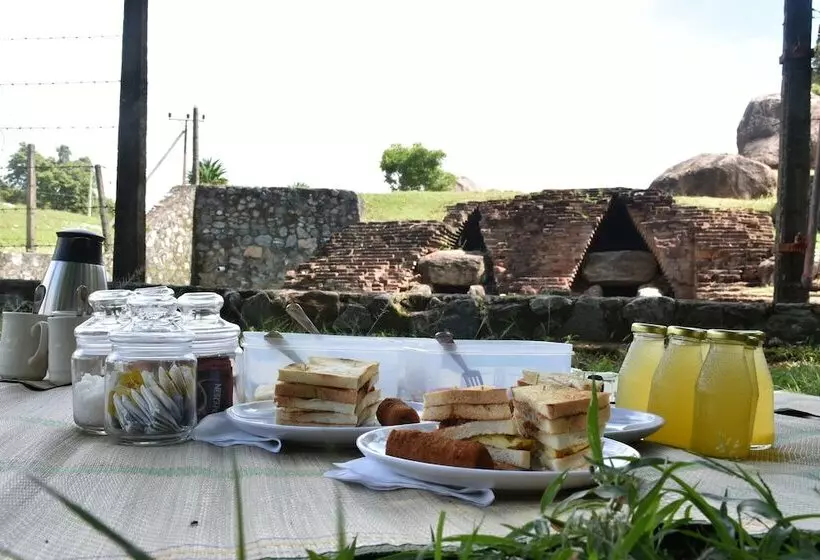 Hotelli Explorer By Eco Team  Maduru Oya National Park