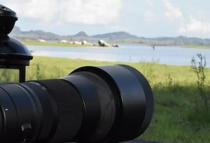 Hotelli Explorer By Eco Team  Maduru Oya National Park