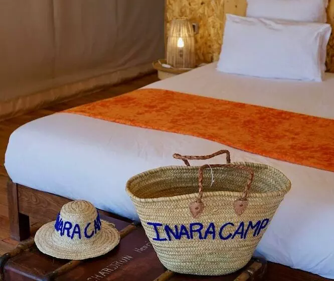 Hotelli Inara Camp