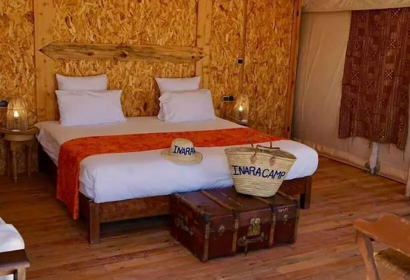 Hotelli Inara Camp