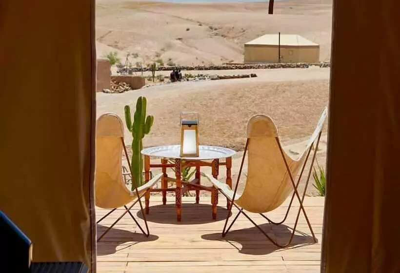 Hotelli Inara Camp