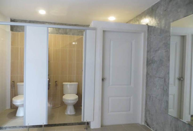 בית מלון כפרי Journey Hostel