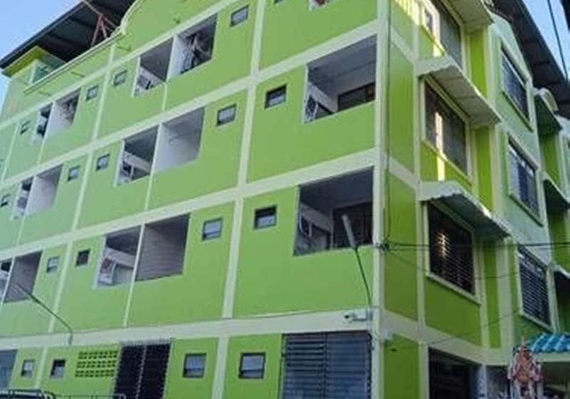 هتل Natcha Place Thammasat Rangsit