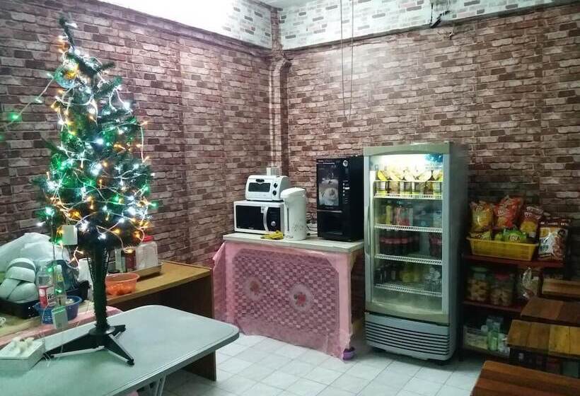 هتل Natcha Place Thammasat Rangsit