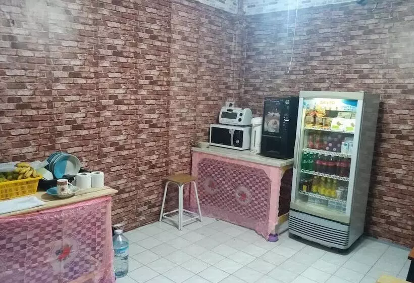 ホテル Natcha Place Thammasat Rangsit