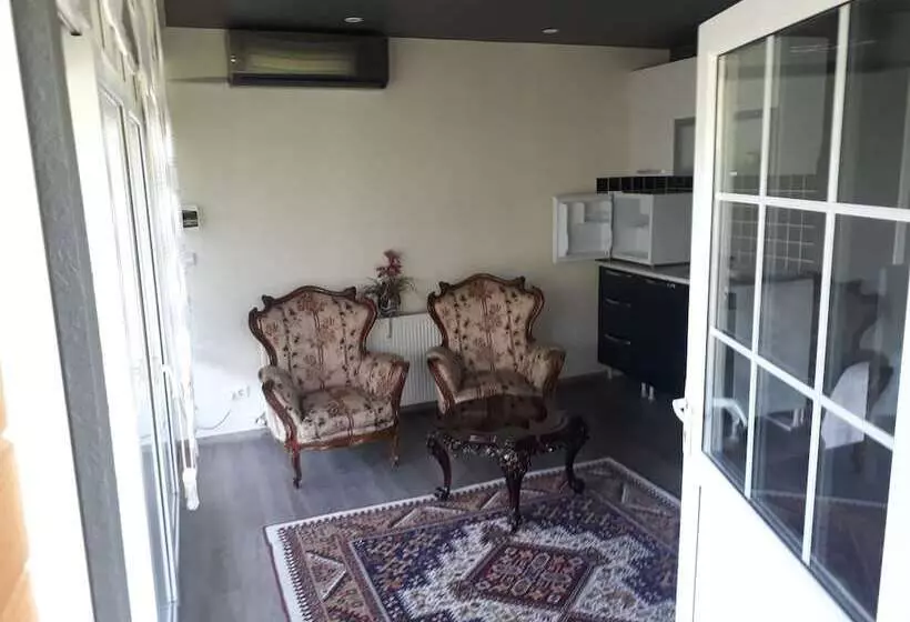 Hotelli Nesilce Tatil Koyu